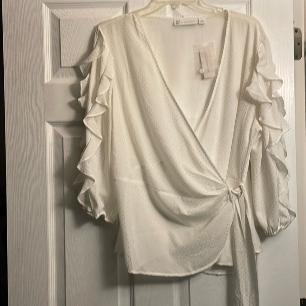 Women’s blouse..XL